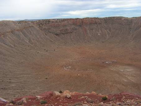 Pohled do kráteru ?Meteor Crater? v Arizoně