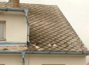 Příklad výskytu azbestu ve střešní krytině obytných domů