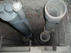 Příklad výskytu azbestu ve stupačkách obytných domů